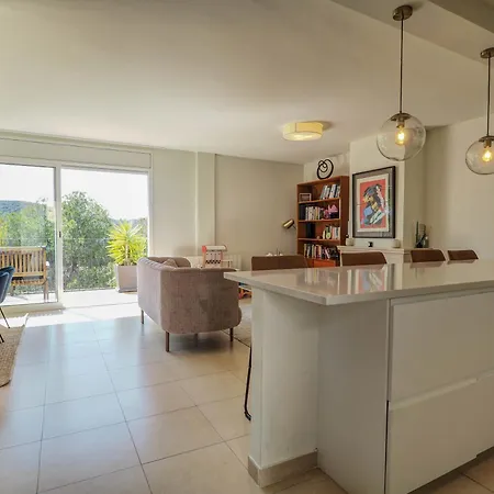 فيلة Riera By Hello Homes *