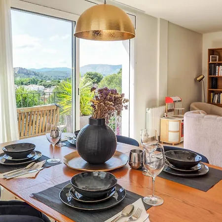 Riera By Hello Homes *