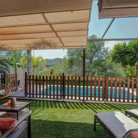 Villa Riera By Hello Homes *